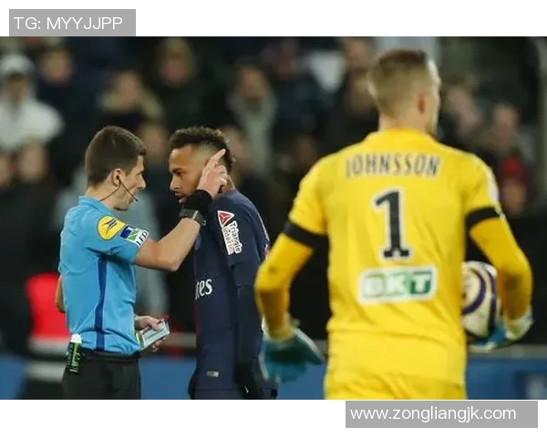 巴黎圣日耳曼对甘冈的精彩对决回顾与分析2017年赛事亮点 巴黎圣日耳曼对甘冈的精彩对决回顾与分析2017年赛事亮点